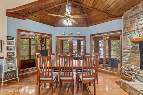 Lafollette, TN 37766,489 Fox Lake LN