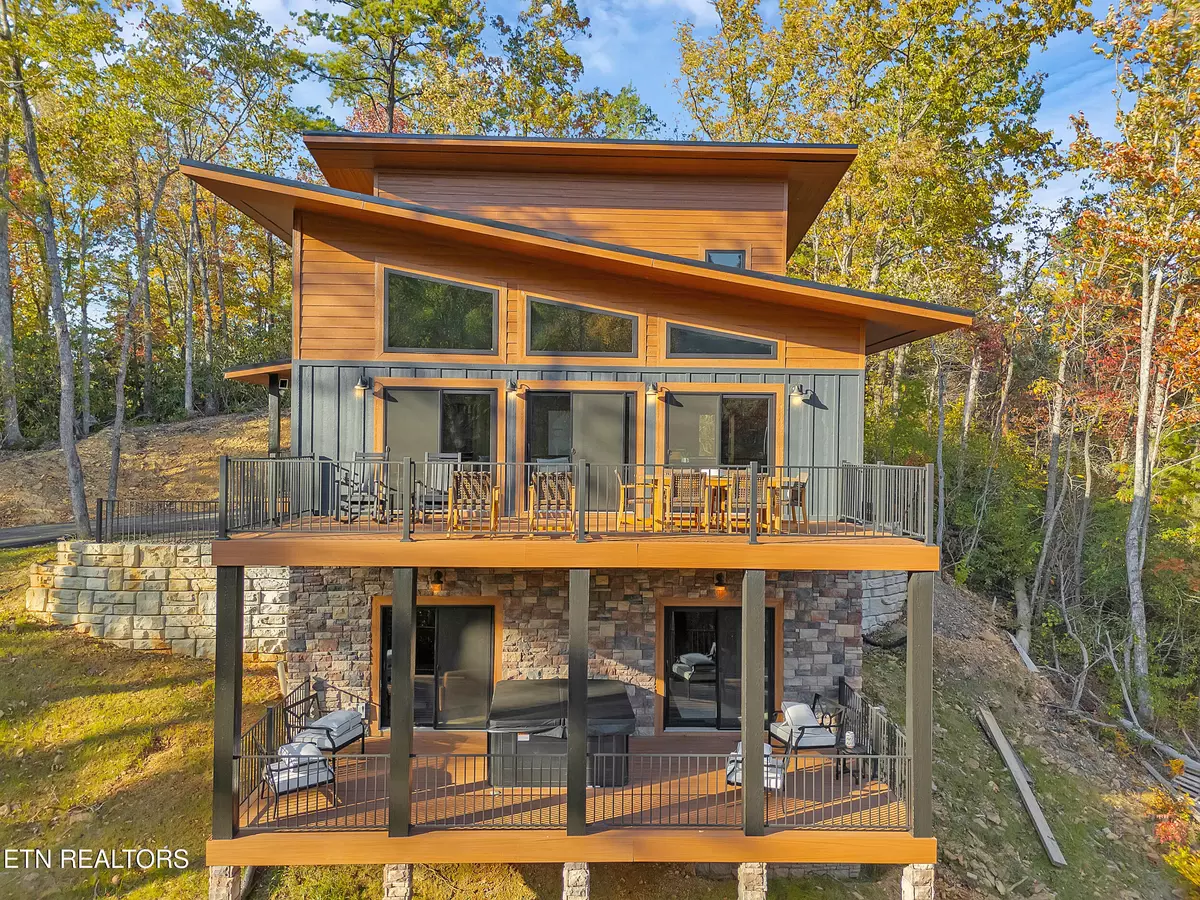 Cosby, TN 37722,2671 Switchback Way