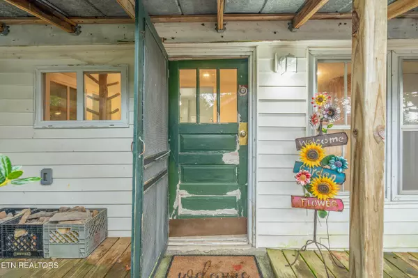 Sevierville, TN 37876,2519 Maples Branch Rd