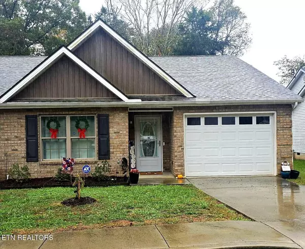 150 Oak Place CIR, Madisonville, TN 37354