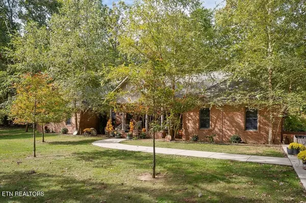 Sparta, TN 38583,708 Low Gap Rd