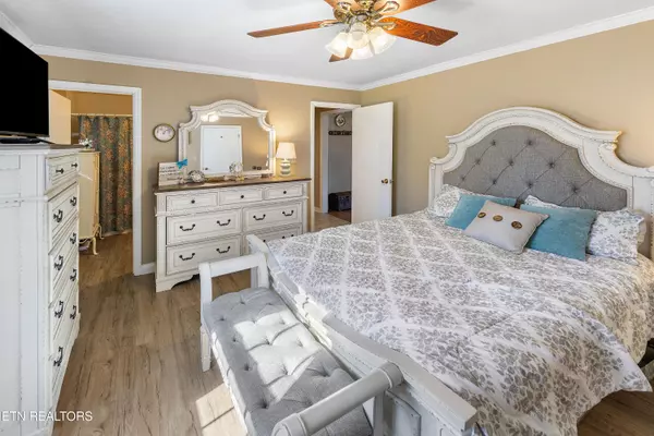 Knoxville, TN 37923,2005 Hickory Ridge CV