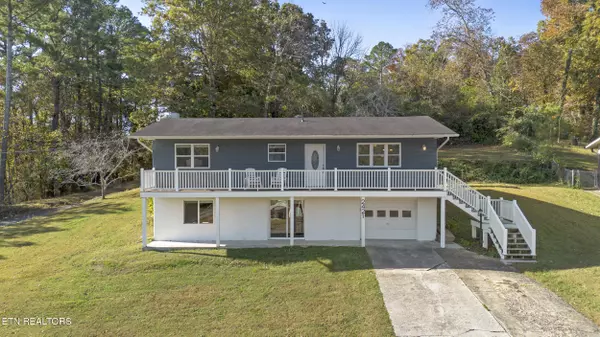 2421 Oak CIR, Cleveland, TN 37311