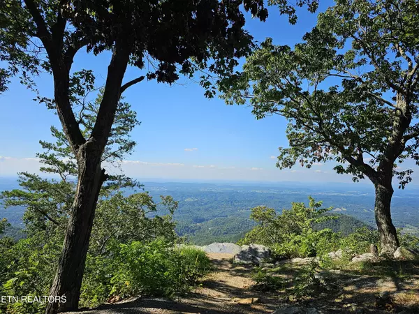 Sevierville, TN 37862,2820 Dupont Springs Rd