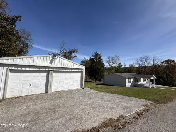 Lafollette, TN 37766,179 Moonview DR