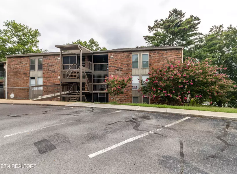 454 Berlin DR, Knoxville, TN 37923