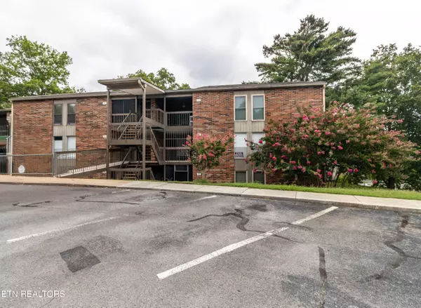 454 Berlin DR, Knoxville, TN 37923