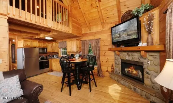 Gatlinburg, TN 37738,565 Galloway LN