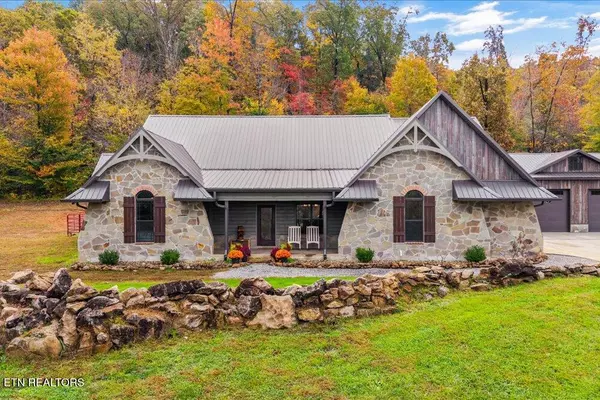 Oliver Springs, TN 37840,203 Mahoney Rd