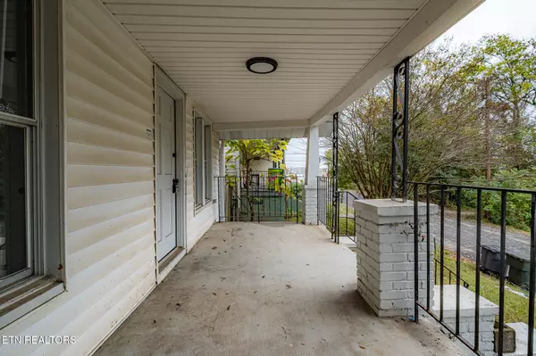 Knoxville, TN 37921,411 James Ave