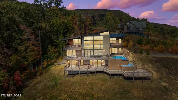 Sevierville, TN 37862,3047 Mountaineer Trail