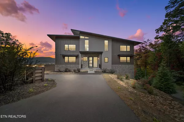 Sevierville, TN 37862,3047 Mountaineer Trail