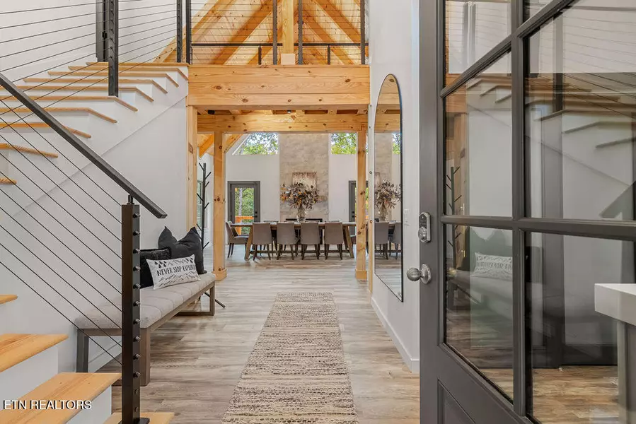 4406 Long Rifle Rd, Sevierville, TN 37862