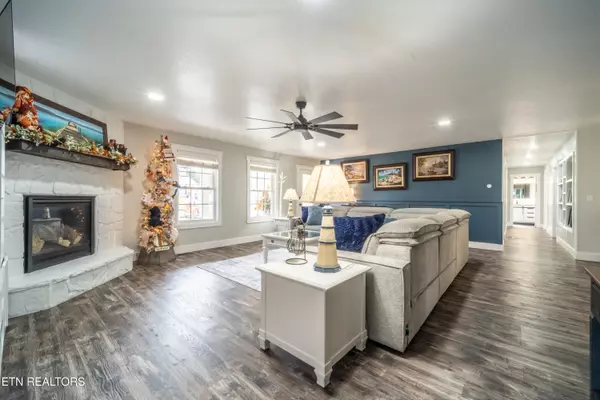 Sevierville, TN 37862,3602 Gilland DR