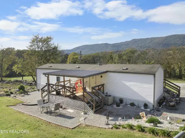 Rutledge, TN 37861,221 Sinnamon Ln