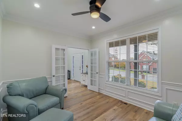 Powell, TN 37849,8107 Enchanted Grove LN