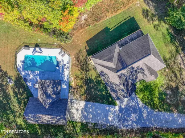 Helenwood, TN 37755,10449 Scott Hwy