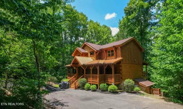2735 Owls Cove WAY, Sevierville, TN 37862