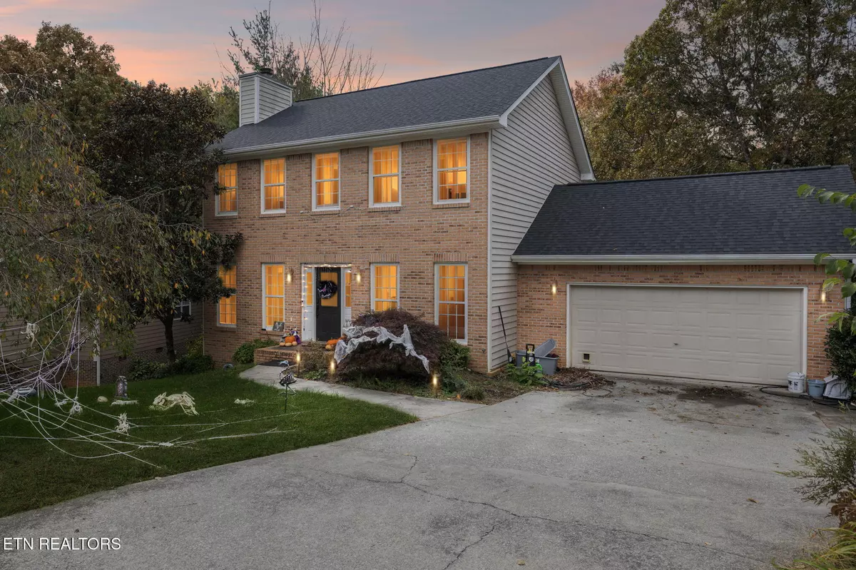 Knoxville, TN 37923,1725 Wynrush CIR