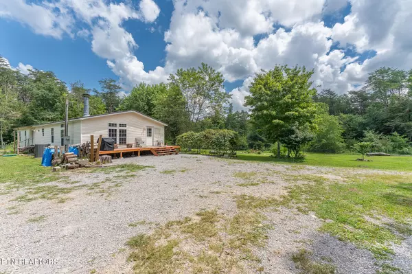 Crossville, TN 38572,443 Mohawk DR