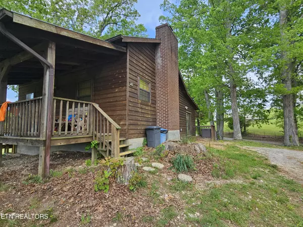 Tazewell, TN 37879,728 Essary Rd