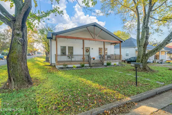 Knoxville, TN 37917,230 Morelia Ave