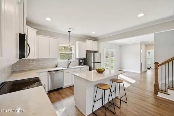 Oak Ridge, TN 37830,125 Kingberry St