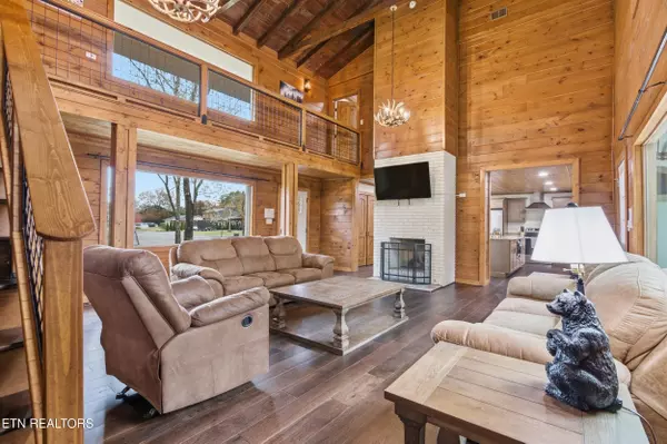 Pigeon Forge, TN 37863,2690 High Valley Drive