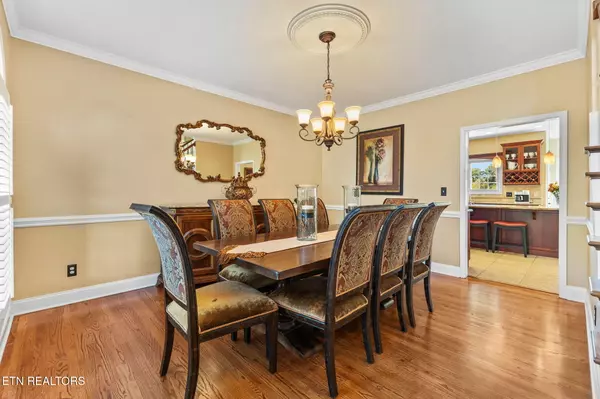 Oak Ridge, TN 37830,105 Center Park LN