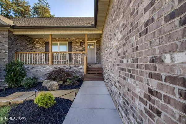 Greenback, TN 37742,5602 Old Niles Ferry PIKE