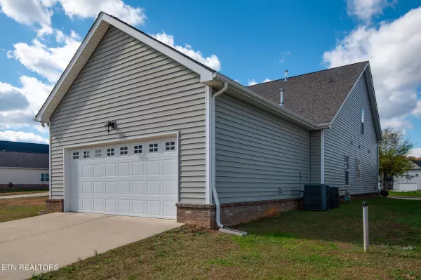 Oak Ridge, TN 37830,134 Elderberry St