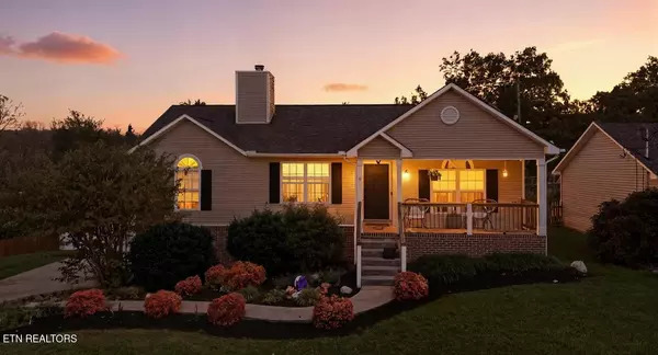 Knoxville, TN 37909,5704 Tennyson DR