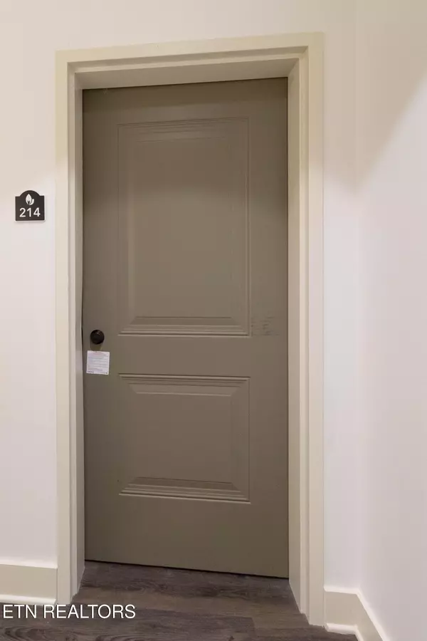 Alcoa, TN 37701,1110 Franck St #214