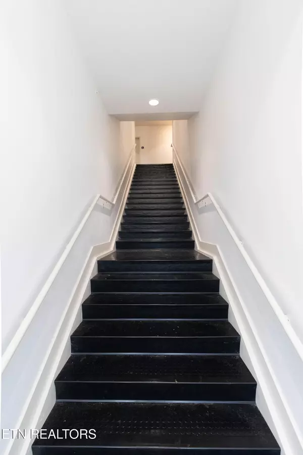 Alcoa, TN 37701,1110 Franck St #214