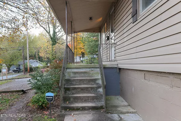 Oak Ridge, TN 37830,96 Olney LN