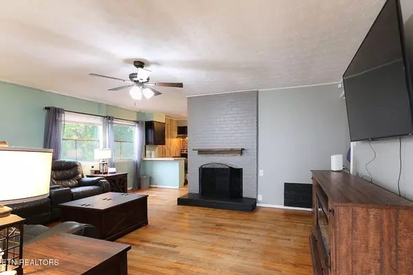 Oak Ridge, TN 37830,96 Olney LN