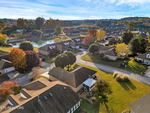 Maryville, TN 37801,223 Royal Oaks DR