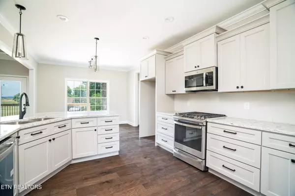 Sevierville, TN 37876,1520 Rosewood DR