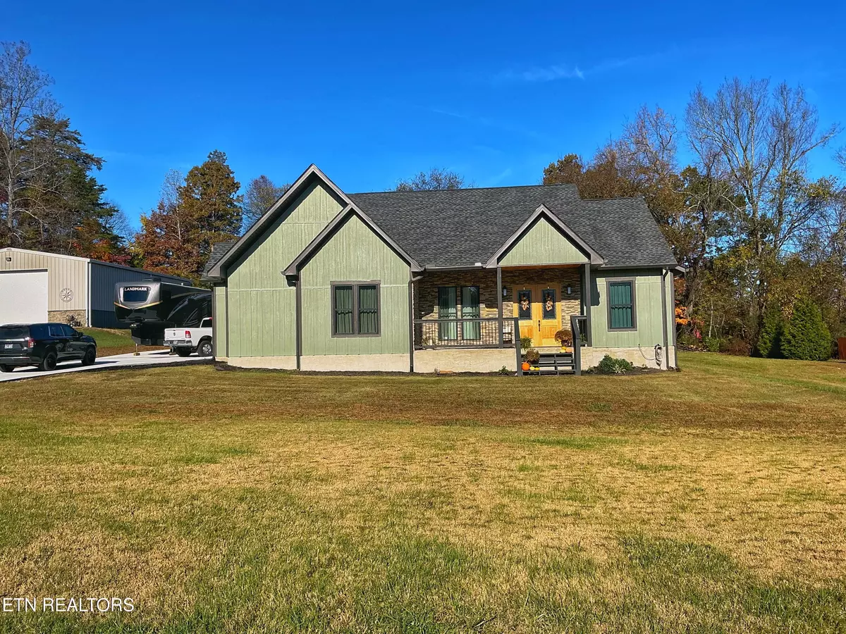 Strawberry Plains, TN 37871,1010 Briar Ridge LN