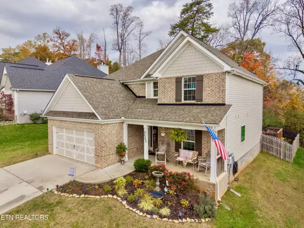 Knoxville, TN 37931,3325 Flagstaff LN