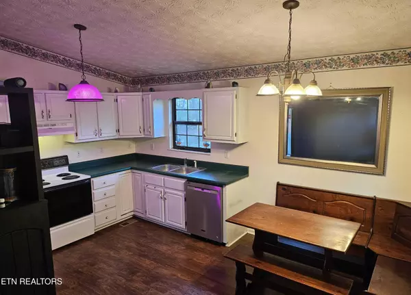 Maynardville, TN 37807,188 Cross Creek Rd