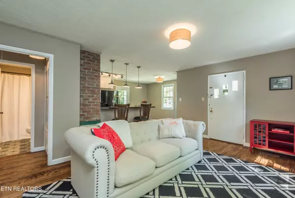 Knoxville, TN 37919,3957 Greenleaf Ave