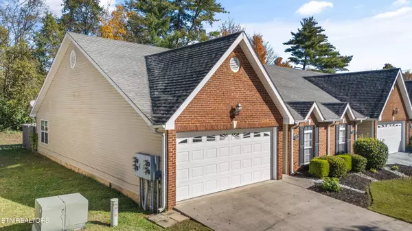 Knoxville, TN 37923,324 Silverhawk WAY