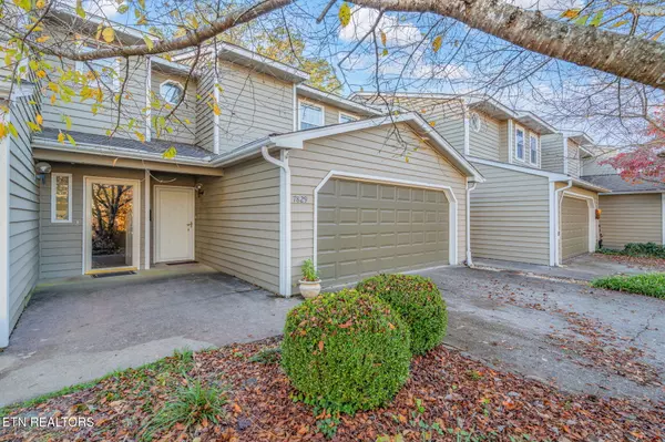 7829 Village DR, Knoxville, TN 37919