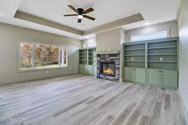 Jamestown, TN 38556,880 Allardt Hwy