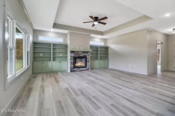 Jamestown, TN 38556,880 Allardt Hwy