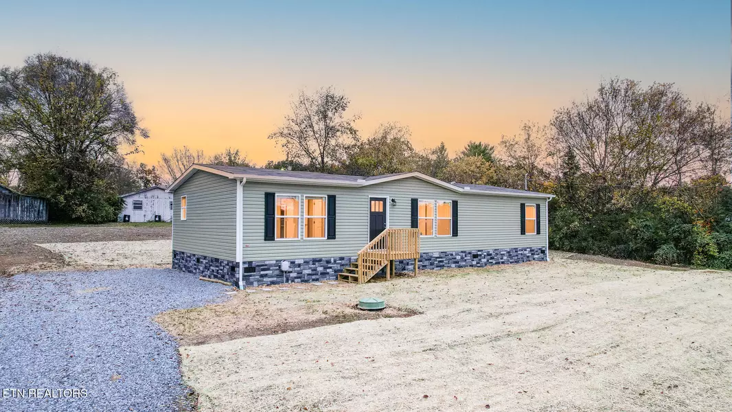 7821 Harris Rd, Whitesburg, TN 37891