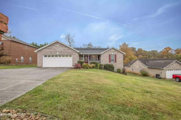 Knoxville, TN 37914,6142 Rivers Run DR