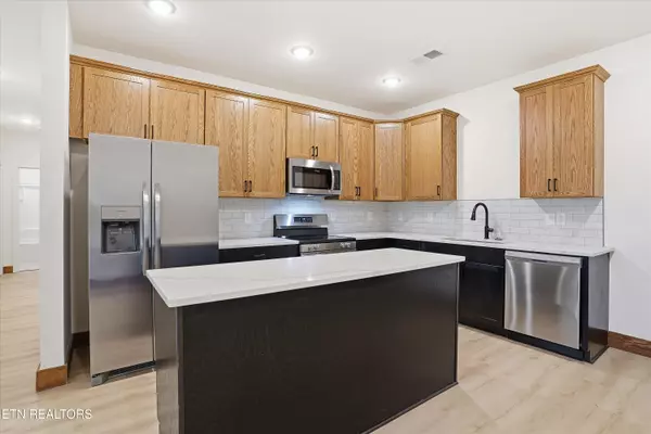 Sevierville, TN 37876,2222 Two Rivers Blvd #2104