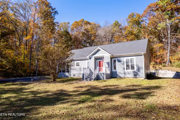 Harriman, TN 37748,216 Peninsula Rd